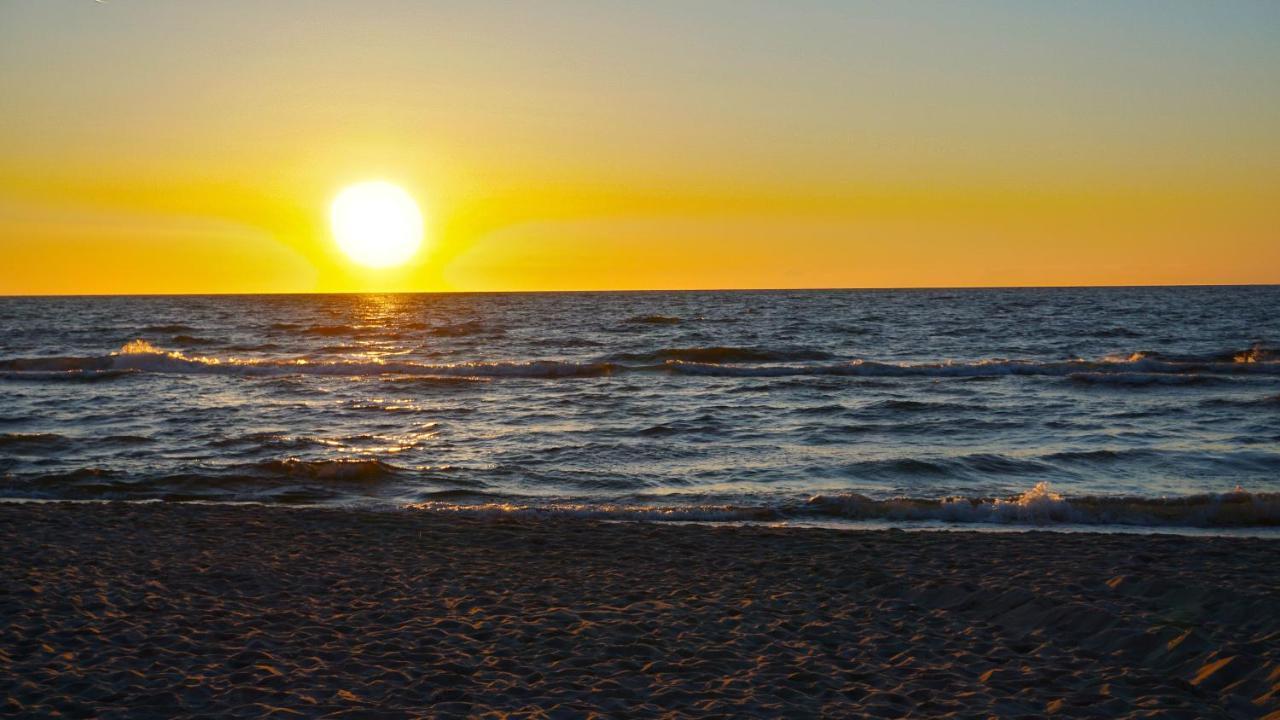 Apartamenty Kolobrzeskie - Baltic - Z Garazem Kołobrzeg Esterno foto
